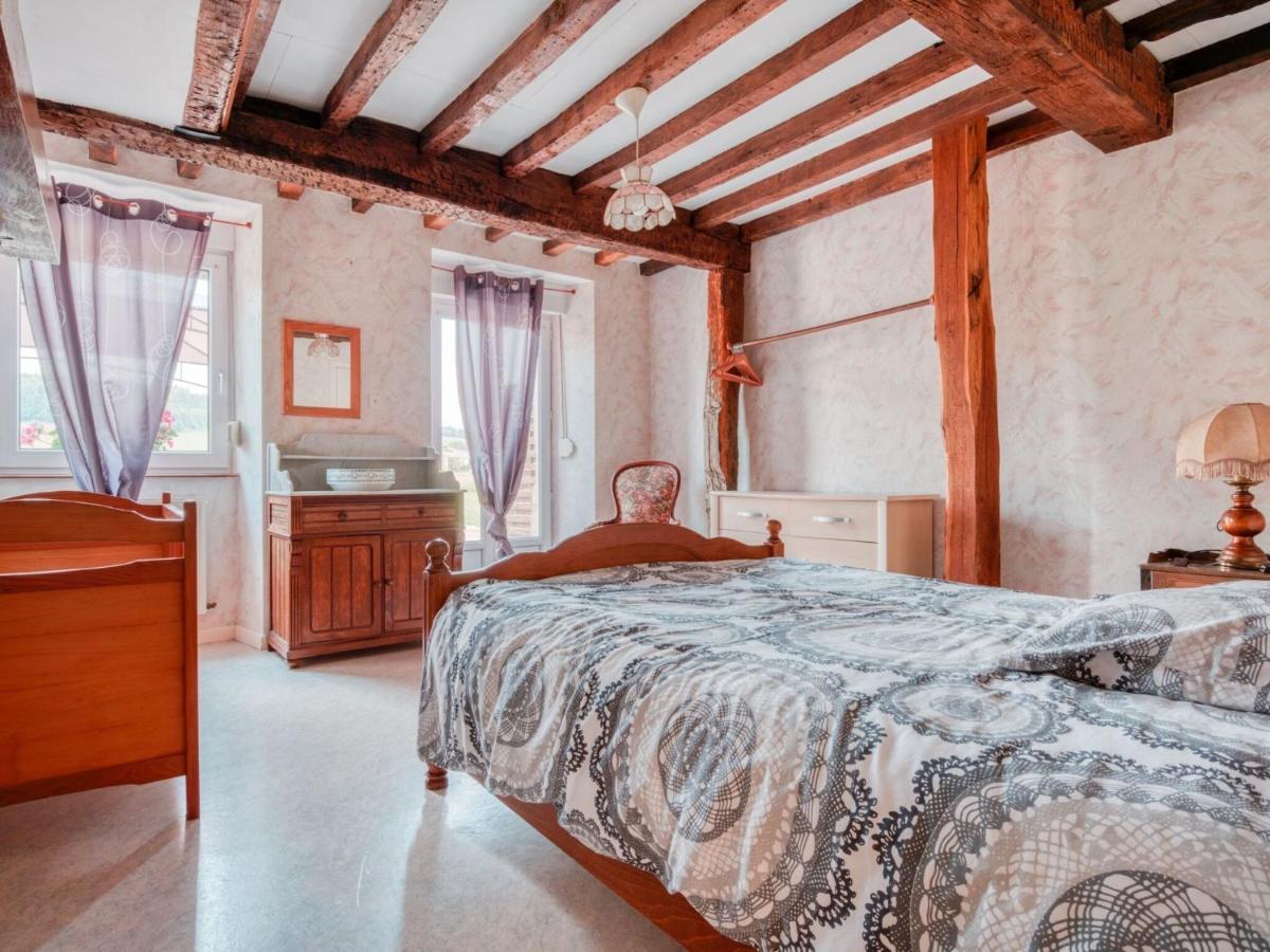 Authentic Cottage In Nouart Near Forest Bagian luar foto