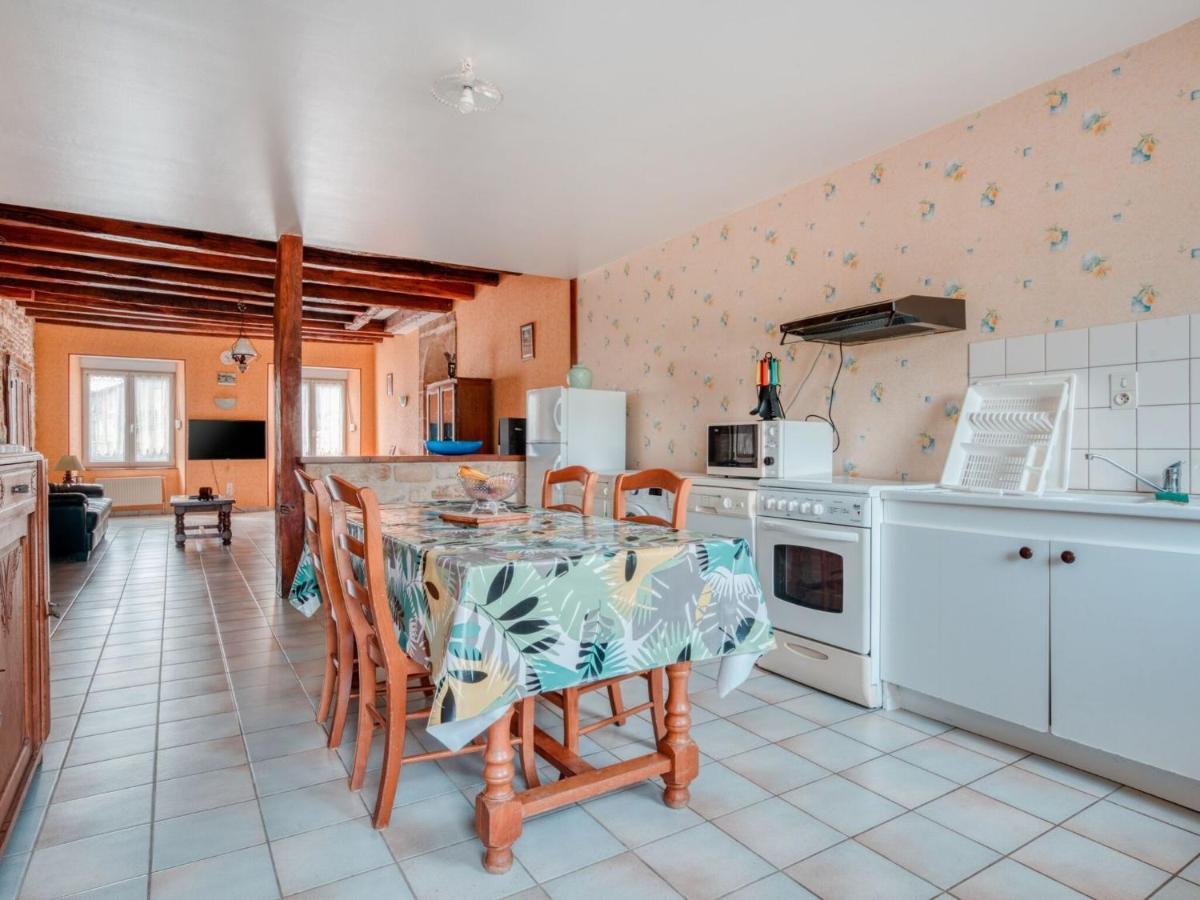 Authentic Cottage In Nouart Near Forest Bagian luar foto