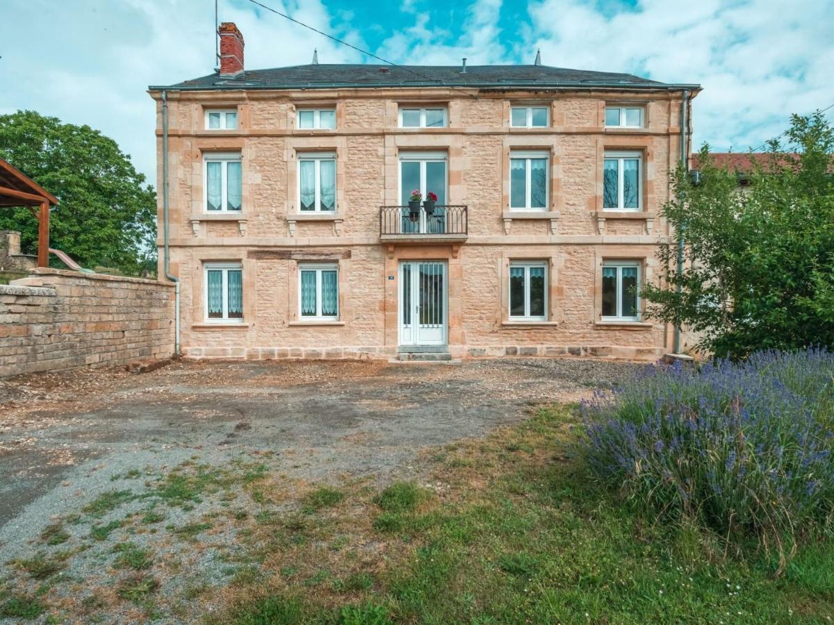 Authentic Cottage In Nouart Near Forest Bagian luar foto